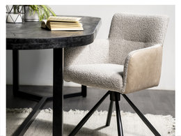 Stoelen met armleuning
